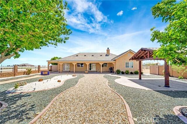 Building Photo - 7315 W Ave A 8