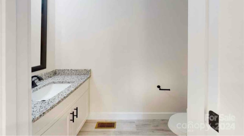 Building Photo - 2 24th St NW