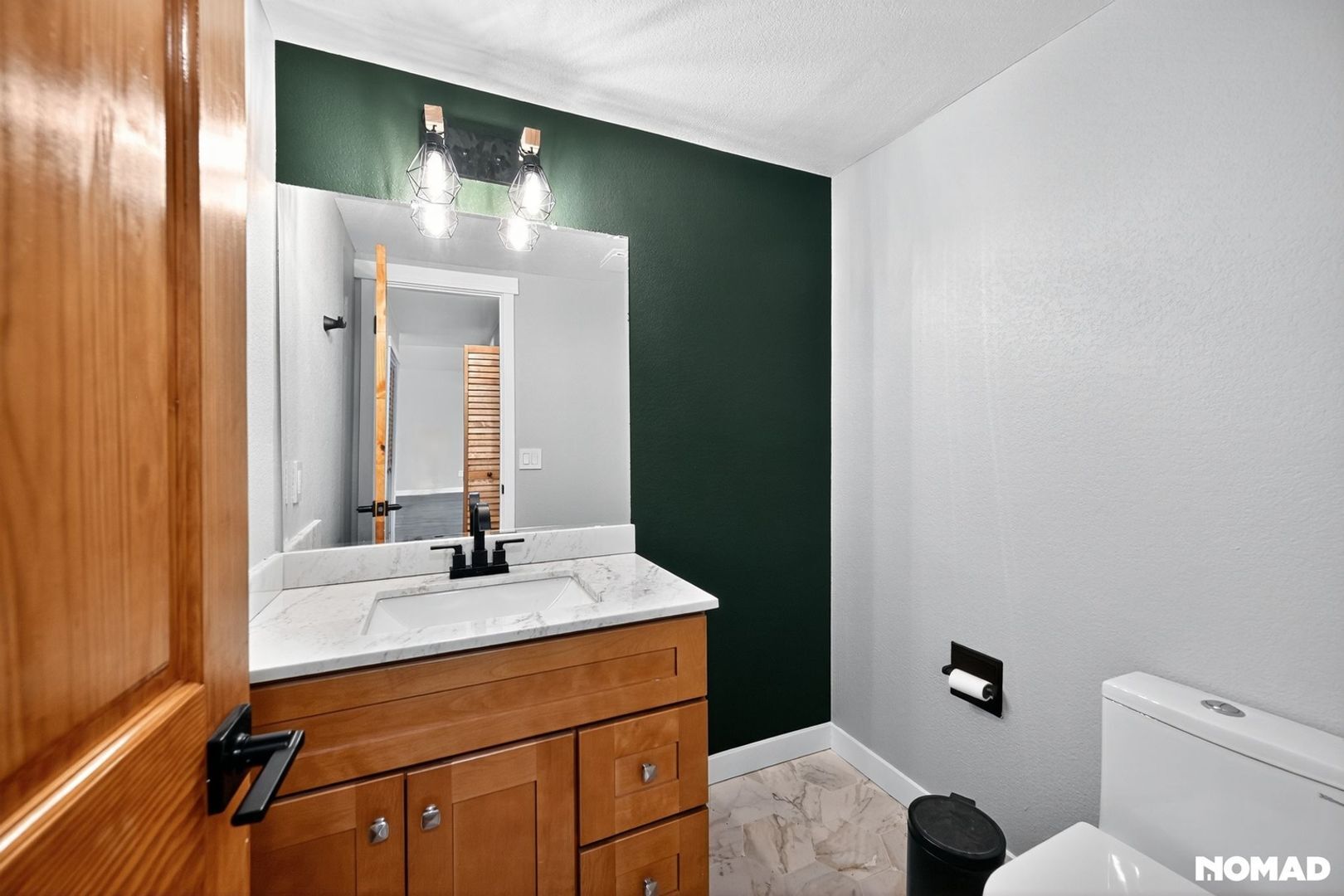 Building Photo - 4468 Driftwood Pl