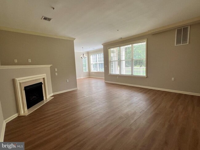 Building Photo - 212 Masterson Ct