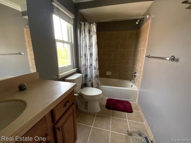 Building Photo - 919 Stony Lake Ct