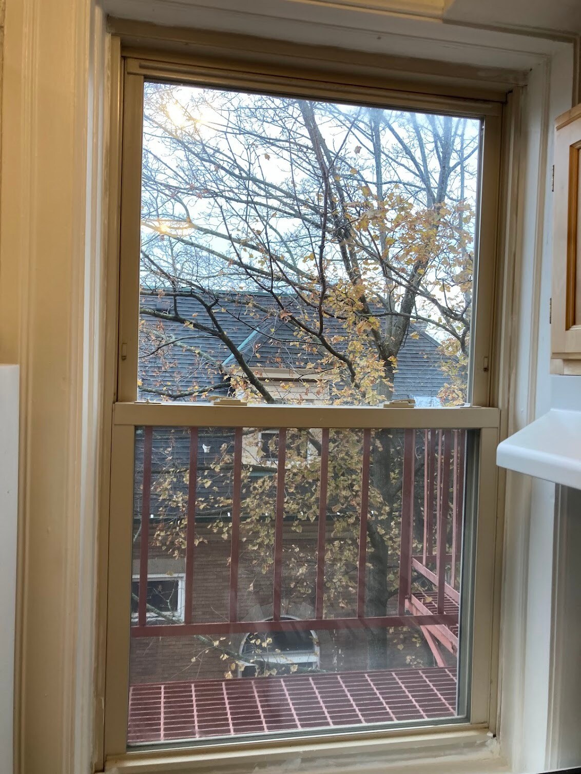 Building Photo - 5819 Bartlett St