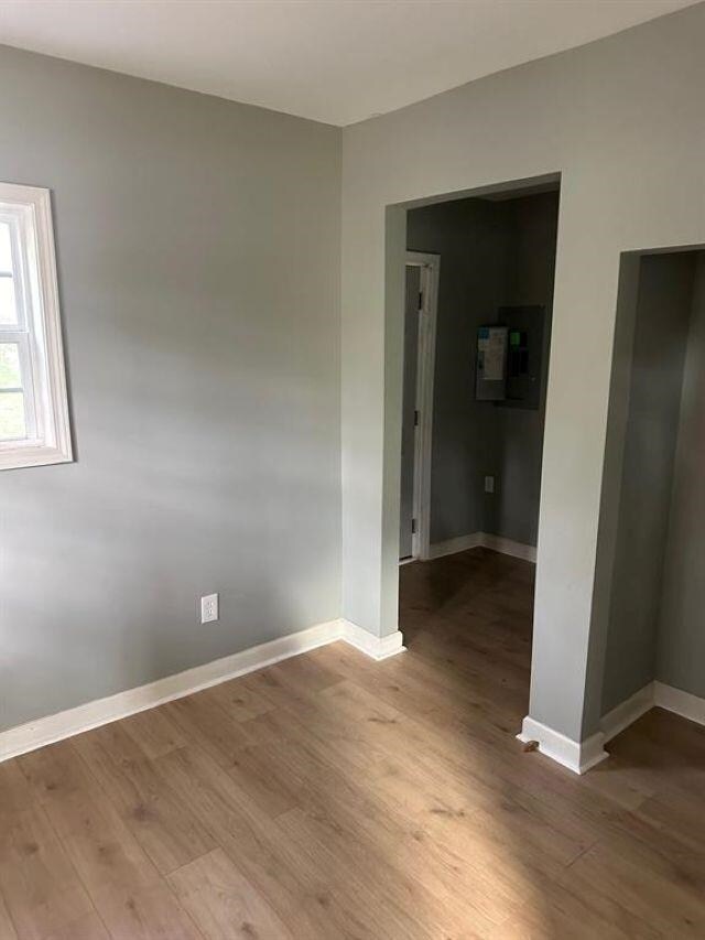 Building Photo - 686 E Alston Ave