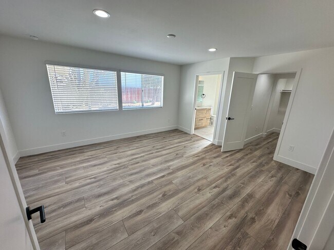 Building Photo - 5112 Tipton St