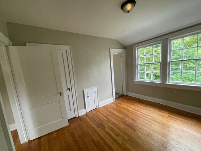 Building Photo - 703 N Lafayette St