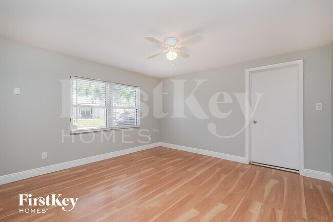 Building Photo - 3641 Windham Dr