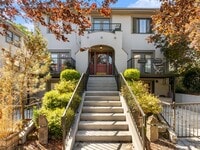 Building Photo - 2034 NW Overton St