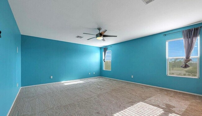 Building Photo - 23865 W Huntington Dr