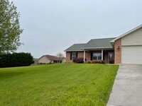 Building Photo - Location Location Location!!!