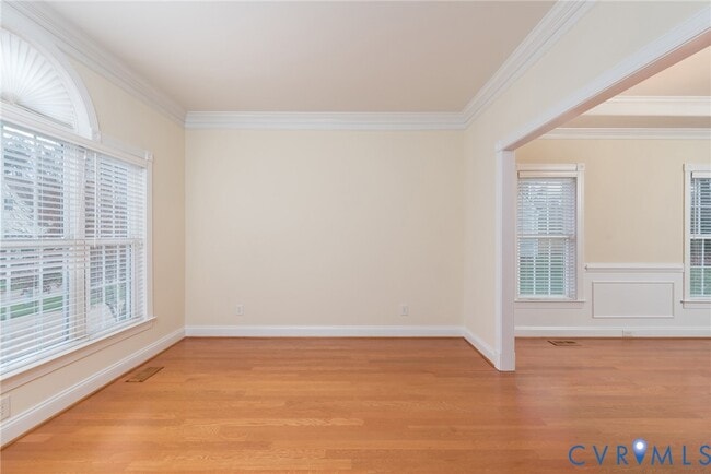 Building Photo - 11412 Pinedale Dr