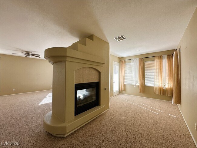 Building Photo - 767 Tossa De Mar Ave