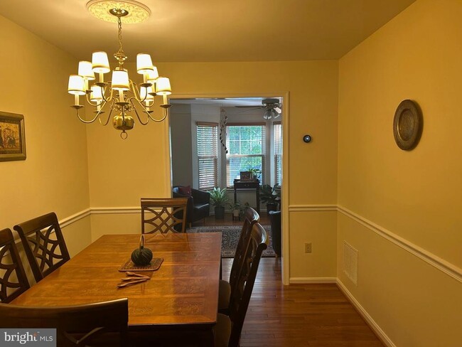 Building Photo - 158 Langdon Farm Cir