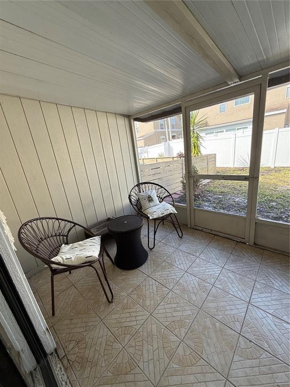 Building Photo - 10053 Lake Oak Cir