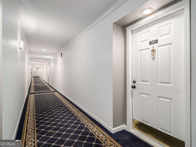 Building Photo - 3307 Pine Heights Dr NE