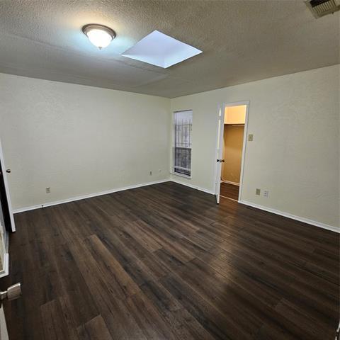 Building Photo - 1510 Cherrycrest Ln