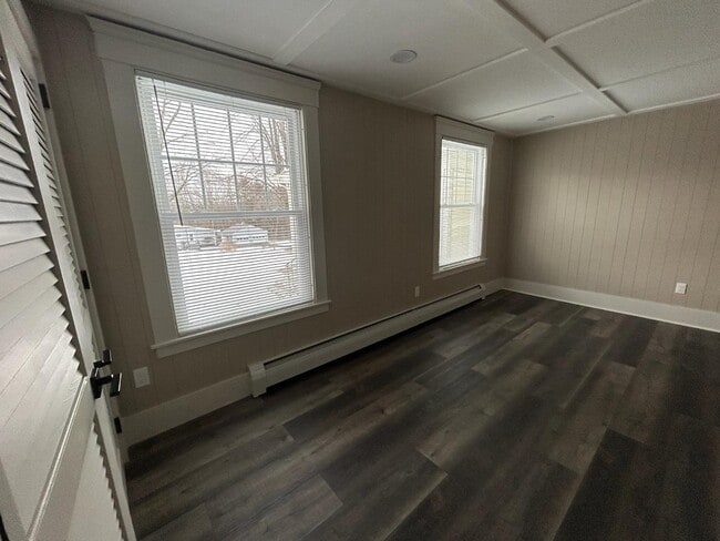 Building Photo - 365 Summer St