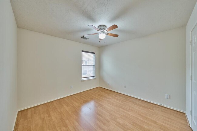 Building Photo - 298 Sentry Maple Pl