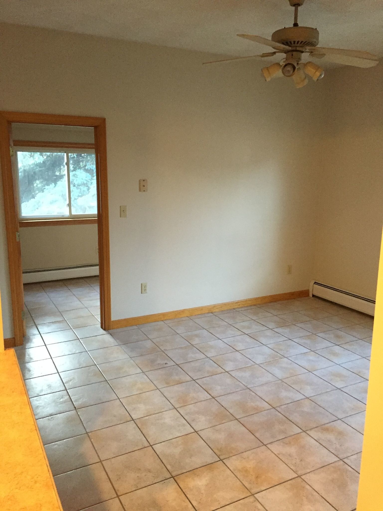 Building Photo - 656 June St