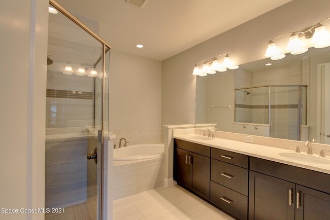 Building Photo - 6903 Vista Hermosa Dr