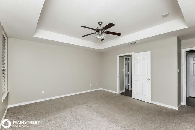 Building Photo - 213 Kennedy Dr, Crowley, TX 76036