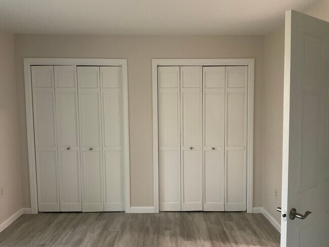 Building Photo - Lovely remodeled 1 bedroom Condo