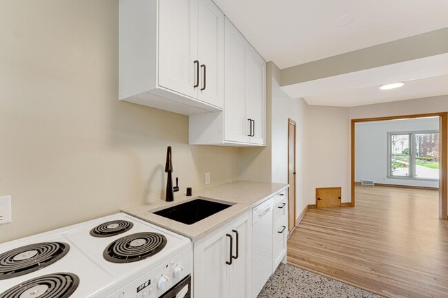 Building Photo - 8201 W North Ave