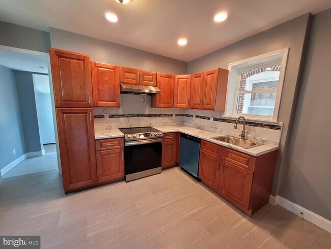 Building Photo - 45 Green St