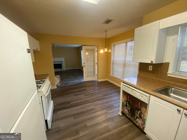 Building Photo - 7552 Watson Bay