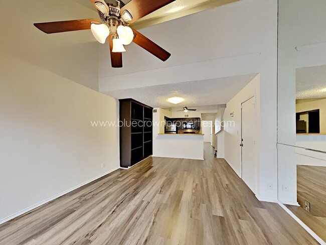 Building Photo - 13215 Emily Rd