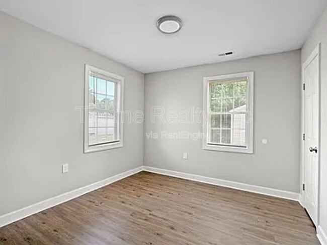 Building Photo - 2605 Shreve Rd