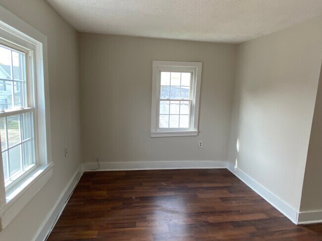 Building Photo - 2403 Old Dominion St