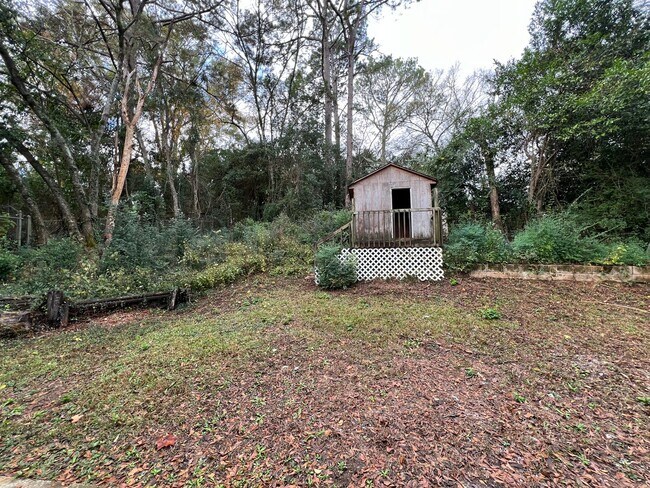 Building Photo - 3608 Willow Ln Dr
