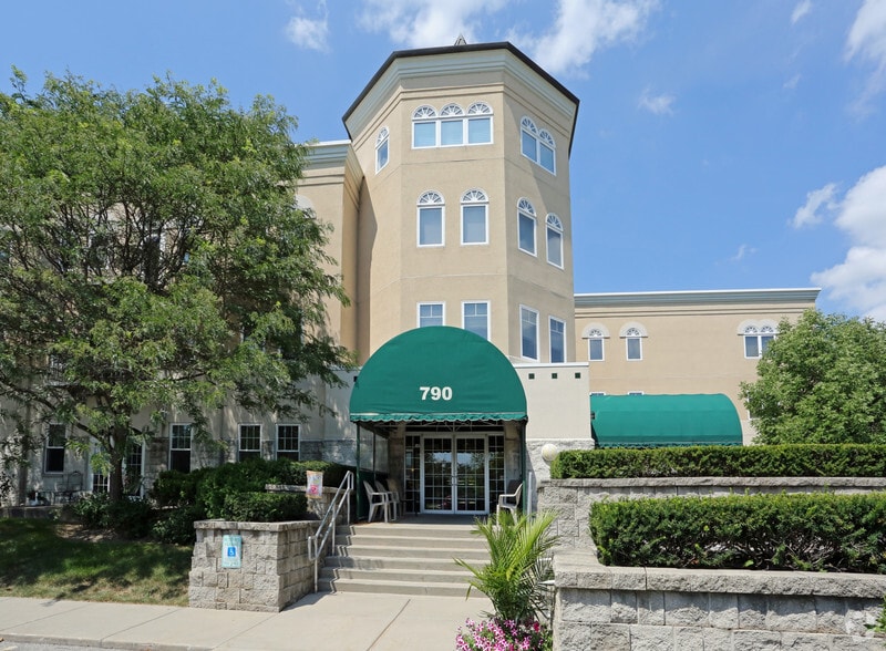 The PaDDS Senior Living 790 W Moreland Blvd Waukesha WI 53188 Apartment Finder