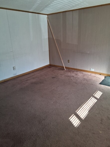 Building Photo - 602 Boden St