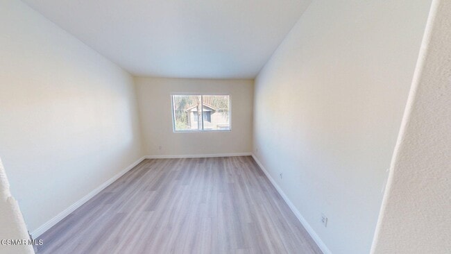 Building Photo - 4862 Martona Dr