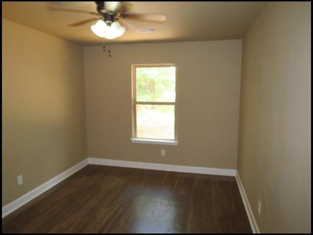 Building Photo - 262 Glenna Ln