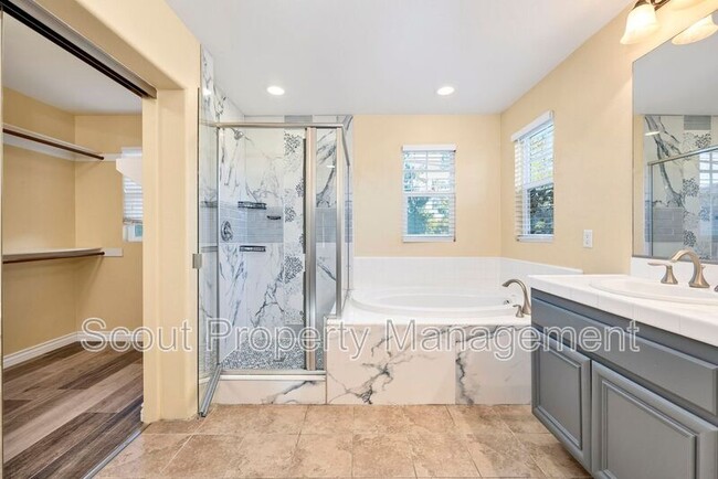 Building Photo - 27427 Lock Haven Ct