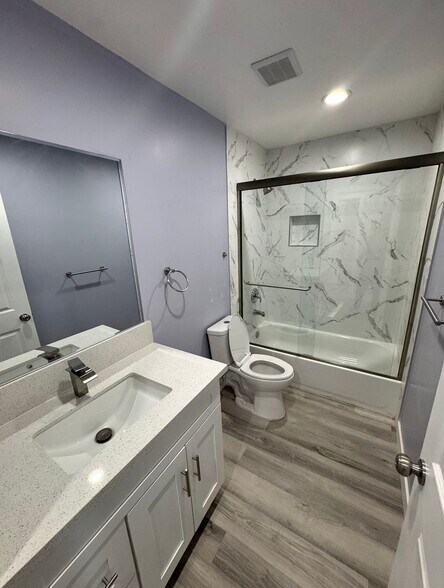 Building Photo - 7333 Jimson Ave