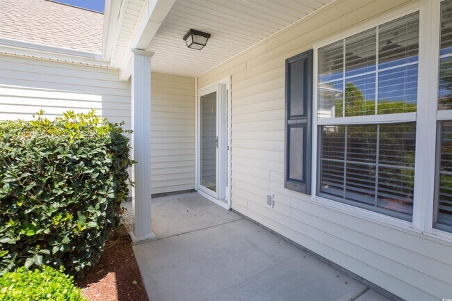 Building Photo - 2424 Hayseed Way