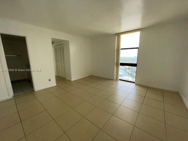 Building Photo - 13499 Biscayne Blvd