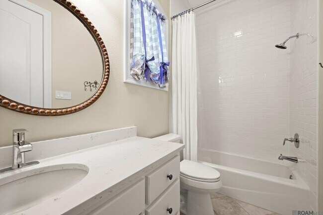 Building Photo - 19537 S Harrells Ferry Rd