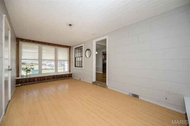 Building Photo - 10217 Cabot Dr