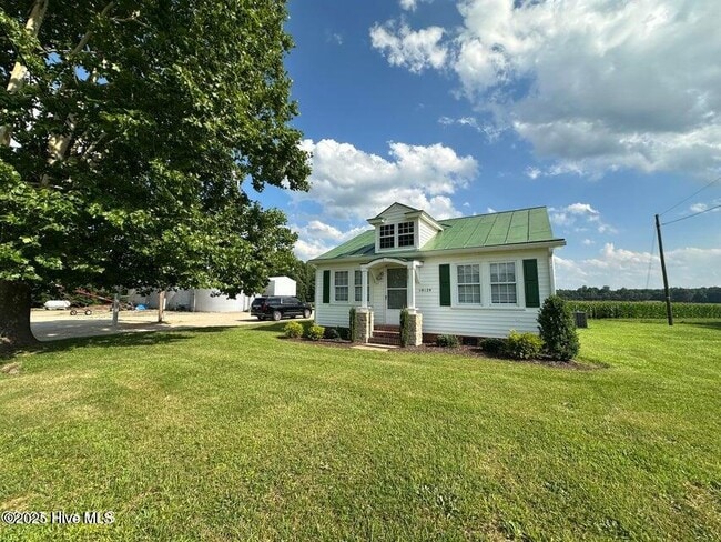 Primary Photo - 10129 Baldy Hill Rd