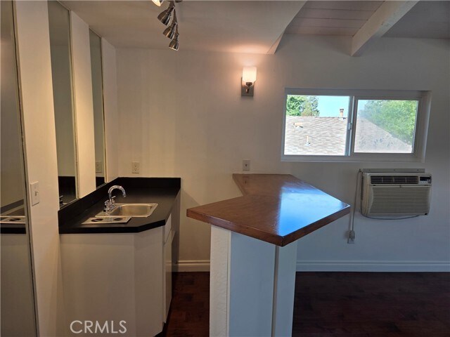 Building Photo - 14671 Kimberly Cir