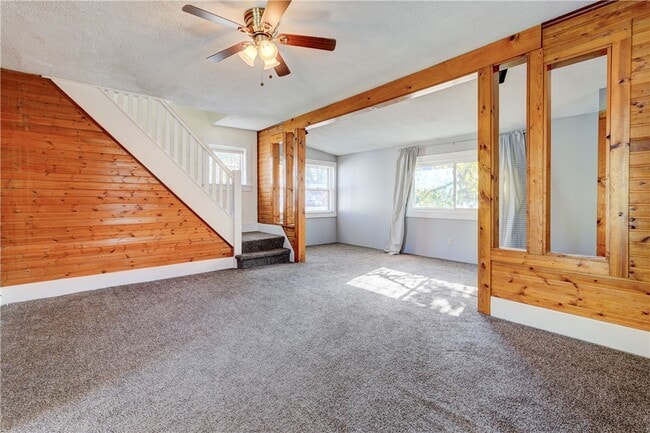 Building Photo - 304 Zuber Rd