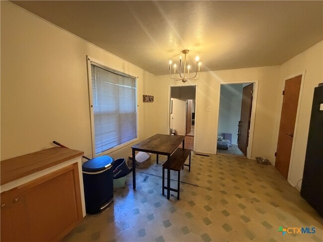 Building Photo - 726 Encino Dr