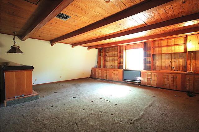 Building Photo - 617.5 Victory Dr