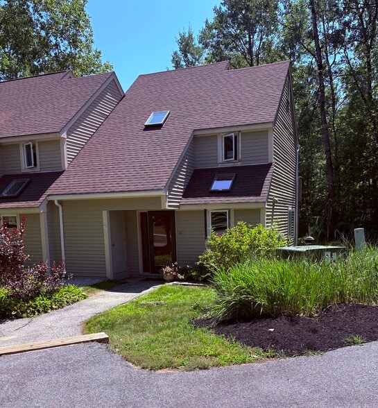Building Photo - 21 Linwood Rd