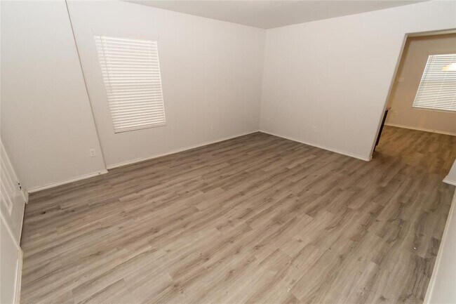 Building Photo - 4903 Banyan Tree Trl