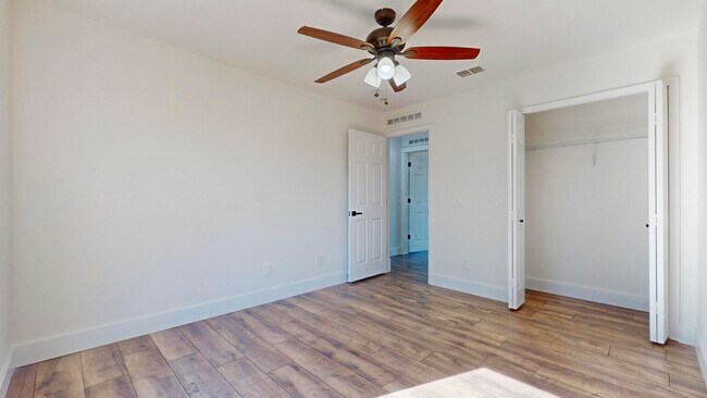 Building Photo - 2056 SW Grant Ave